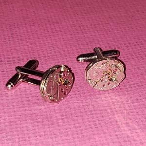 FREE SHIPPING! Steampunk Clock gears cufflinks pair